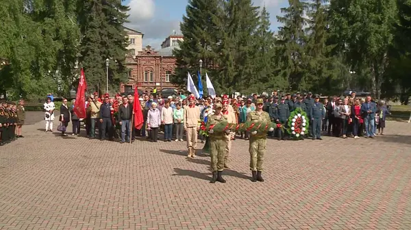 Городское памятное мероприятие на площади Бийска